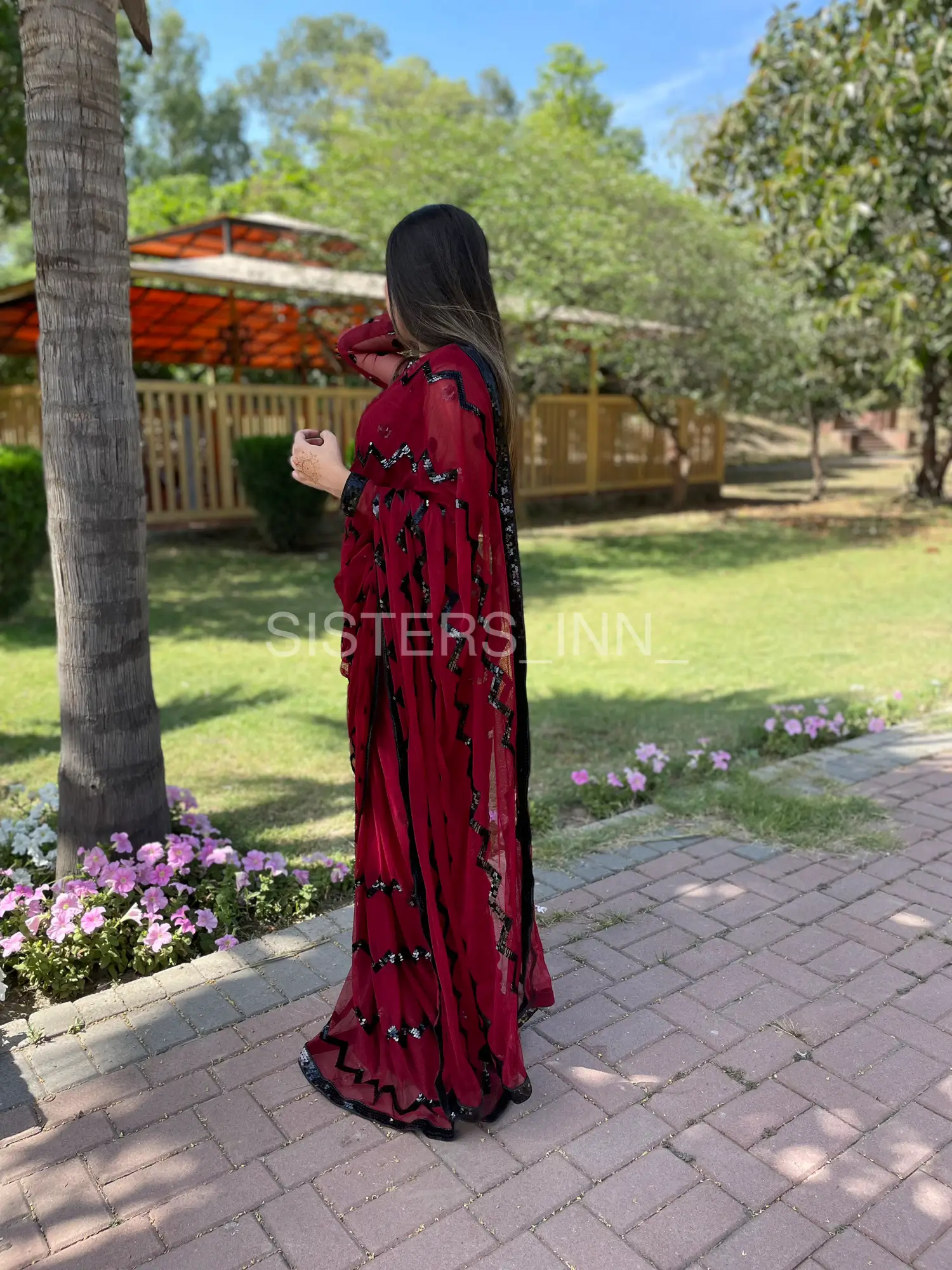 mehroon chiffon saaree - Image 2